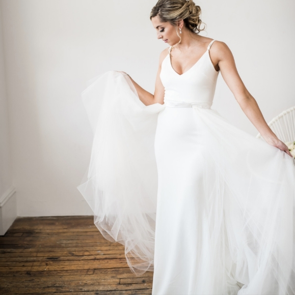 Tulle Overskirt for Wedding Dress - Picture 1 of 6